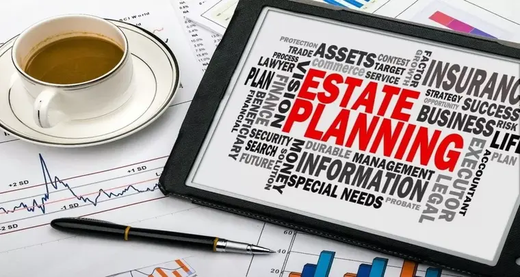 What are the top 6 things for Bellevue residents to consider when looking for an estate planning attorney in Bellevue